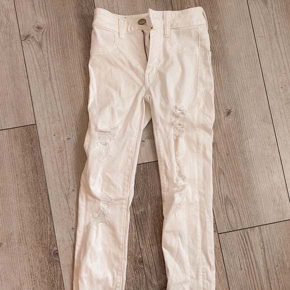 American Eagle Ripped Jeans - Picture 1 of 4